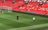 Đồng đội về hết, Mata vẫn âm thầm ở lại Old Trafford tập luyện