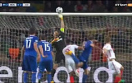 Tình huống cứu thua ảo diệu của Gianluigi Buffon vs Monaco