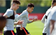 Coutinho trở lại, sân tập của Liverpool rộn ràng tiếng cười