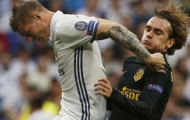 Tình huống Griezmann thúc cùi chỏ vào mặt Toni Kroos