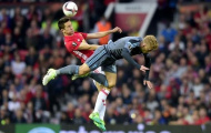 Man United khốn đốn tại Old Trafford: Thành bại tại… Herrera?