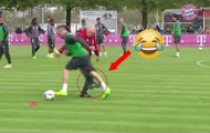 Ribery nằm sân sau cú tắc bóng 'ác liệt' của trợ lý