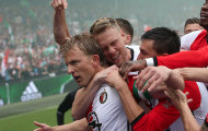 NÓNG: Ajax mất chức vô địch Hà Lan vì... Dirk Kuyt
