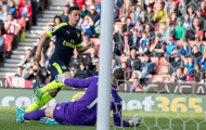 Sanchez nén đau ghi bàn, Arsenal tiếp tục nuôi hi vọng top 4