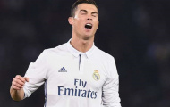 Trọng tài giúp Ronaldo thoát án treo giò?