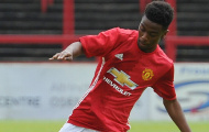 Man United sắp trình làng Ngoại hạng Anh cầu thủ trẻ nhất lịch sử