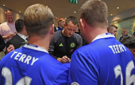 Bầu không khí lễ hội tại Stamford Bridge