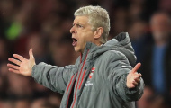 Wenger rầu lòng vì bị trò cũ 'đâm chọt'
