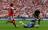Tình huống Victor Moses bị đuổi khỏi sân khiến Chelsea ôm hận