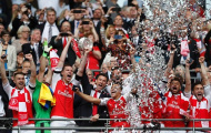 Wenger úp mở tương lai, người Arsenal sốt ruột