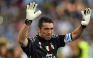 Buffon chấn thương trong buổi tập, Juventus lo sốt vó