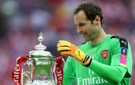 Áp đảo toàn bộ, Petr Cech lần thứ 11 được vinh danh tại quê nhà