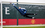 Vụ David de Gea: Real lần đầu ra giá cho De Gea