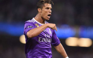 Ghi bàn như 'điện', Ronaldo vượt Messi giật giải 'Vua phá lưới' Champions League