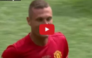 Màn trình diễn của Nemanja Vidic trong trận đấu tri ân Carrick