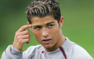 Trước húi cua, Ronaldo từng gây dấu ấn với kiểu tóc nào?