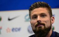 Với tuyển Pháp, Giroud là một cầu thủ rất khác