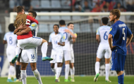 U20 Italia thẫn thờ khi đánh rơi chiếc vé vào Chung kết