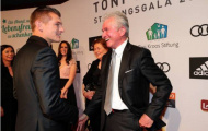 Toni Kroos 'run rẩy' khi đứng ra gây quỹ từ thiện