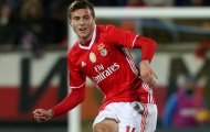 Sang M.U, Lindelof vẫn khiến CĐV Benfica ấm lòng