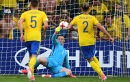 Trở thành bom tấn, Pickford tỏa sáng giúp U21 Anh hòa ĐKVĐ U21 Thụy Điển