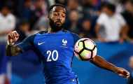 Alexandre Lacazette: 'Bom tấn' gây tranh cãi?