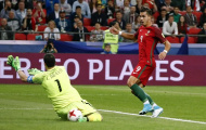 Chùm ảnh: Bravo hoá người nhện, Chile tiễn BĐN về nước