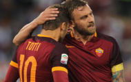 De Rossi âm thầm trở lại Roma, Totti thẳng tiến lên sân khấu