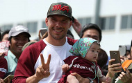 Vì sao Podolski rời 'trời Âu', sang châu Á chơi bóng?