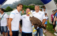 Lazio lại mang đại bàng ra 'tiếp sức' các cầu thủ