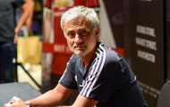 Mourinho tiều tụy trong ngày trở lại Manchester 
