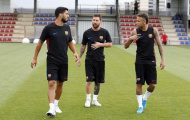MSN góp mặt trên sân tập, Barca sẵn sàng cho chuyến du đấu