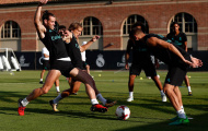 Bale và Modric tranh chấp kịch liệt trên sân tập
