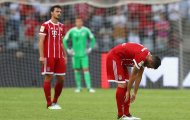 Địa chấn tại Trung Quốc, Milan cho Bayern 'phơi xác'