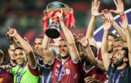 Henderson nâng cúp, Klopp cười mãn nguyện