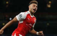 Michael Owen khuyên Liverpool đừng mua Chamberlain