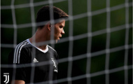 Szczesny đầy căng thẳng trong lần đầu tập cùng Juventus