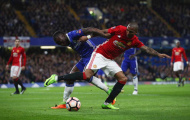 Ashley Young từ chối Stoke, quyết bám trụ tại Man Utd