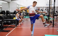 Các cầu thủ Chelsea bở hơi tai tại phòng gym