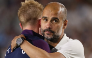 Guardiola đứng dưới... giá treo cổ