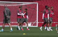 NÓNG: Sanchez hôn logo Arsenal, chốt xong tương lai?