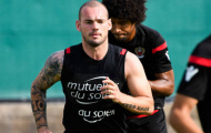 Buổi tập đầu tiên của Sneijder trong màu áo Nice