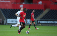 Dwight Yorke lại nổ súng khi khoác áo Quỷ đỏ
