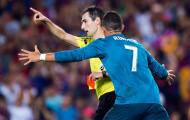 CHÍNH THỨC: Đẩy trọng tài, Ronaldo dính án phạt cực nặng