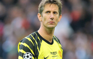 Những pha cứu thua xuất thần của Edwin van der Sar trong màu áo Man Utd