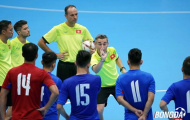 HLV Miguel Rodrigo 'truyền lửa' học trò trước trận đấu futsal Thái Lan