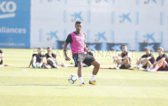 Các cầu thủ Barca 'xem giò' Paulinho