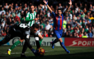 Góc nhìn ngược: Barca mất điểm ngày ra quân? 