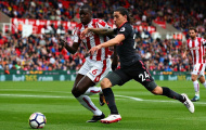 Stoke City 1-0 Arsenal: Pháo thủ tự bắn vào chân