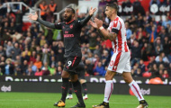 Dư âm Stoke 1-0 Arsenal: 'Có một âm mưu chống lại Pháo thủ'